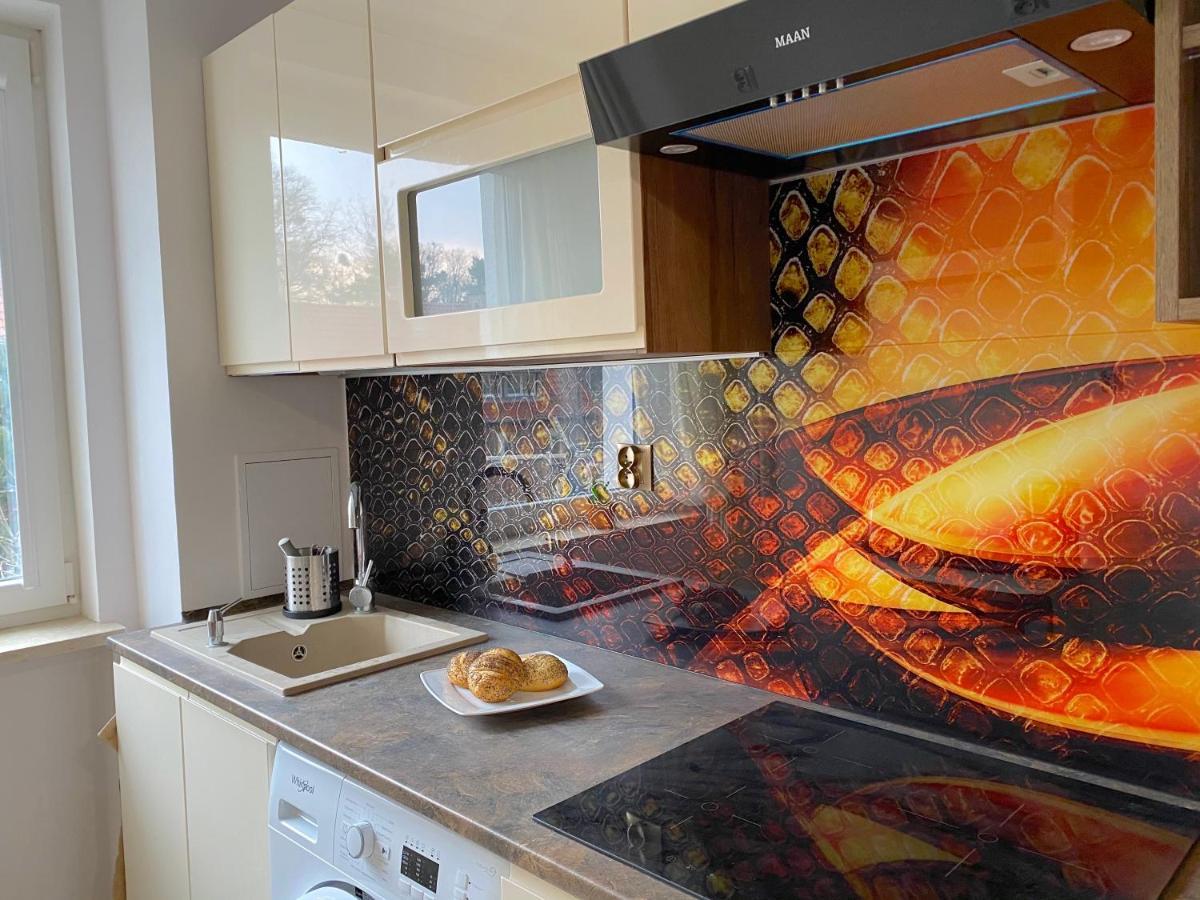 Swish Apartment -10 Min To Old Town Gdansk,Pkp & Shopping Mall エクステリア 写真